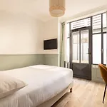 District Nation Hotel París