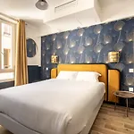 Hotel District Nation 2*