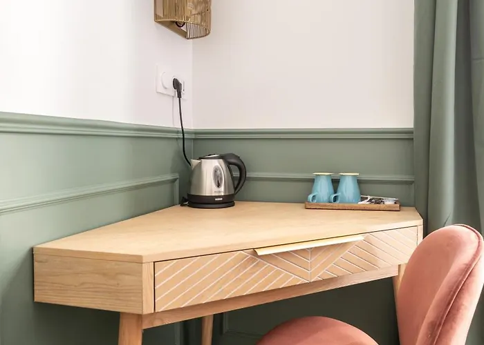 District Nation 2* Paris