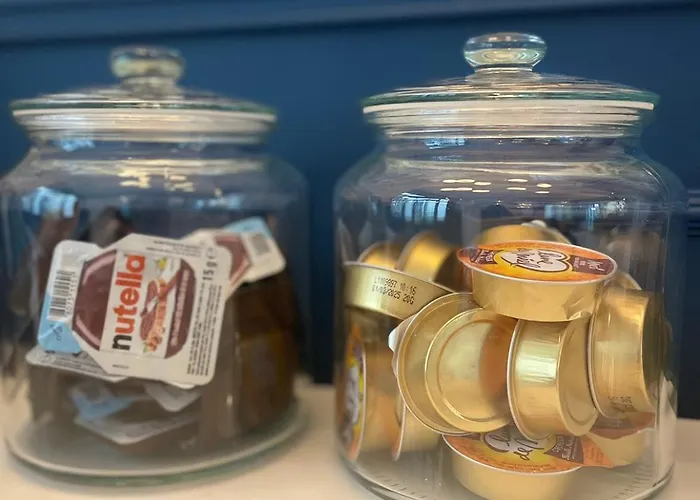 Hotel District Nation 2*