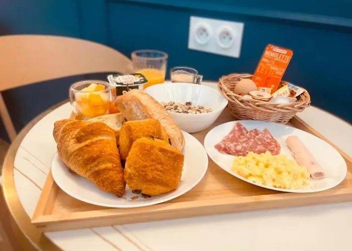 District Nation Hotel