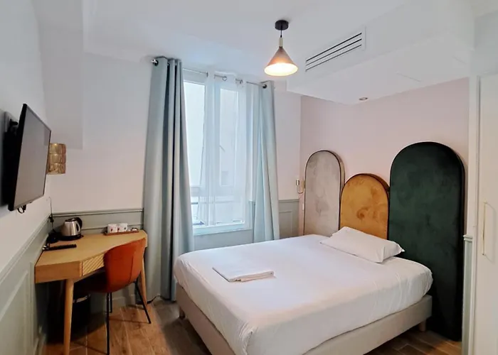 District Nation Hotel