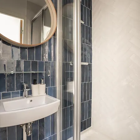 District Nation 2* Paris